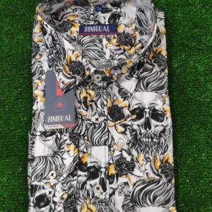 Camisa estampada calaveras SINIGUAL. Modelo 13119 Color 99