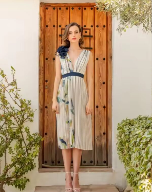 Vestido Carla Ruiz. Modelo 98624. Talla 44. - Imagen 4