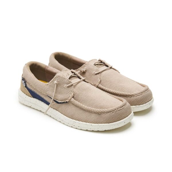Zapatillas Lois. Modelo 64343 Camel. Solo número 43. - Imagen 2
