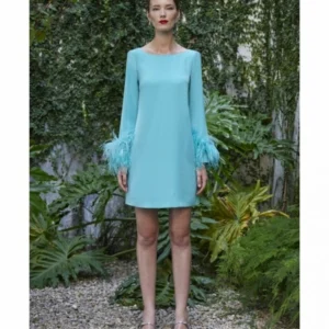 Vestido CARLA RUIZ. Modelo 50523. Disponible en turquesa 44 y en negro 46.