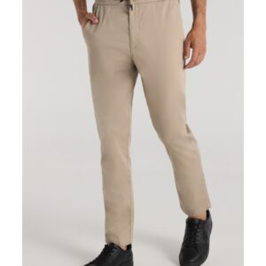 Pantalón chino con goma BENDORFF. Código 134263. Referencia 803015003. Tallas 40 44 y 46.