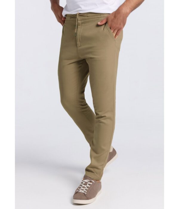 Pantalón con goma y cordón en la cintura BENDORFF. Código 134292. Modelo 800265187. Tallas M y L.