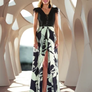 Vestido largo de fiesta Nati Jiménez. Modelo 702 negro. Solo talla 54.