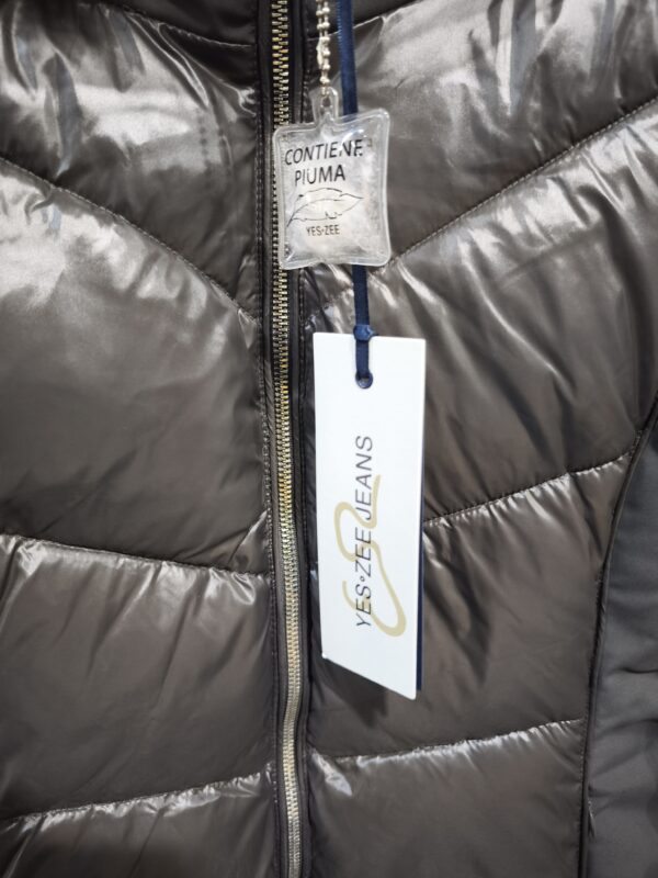 Abrigo corto acolchado con chaleco sintético YES ZEE. Modelo O015/Q300/0276. Tallas S M L XL XXL. - Imagen 9
