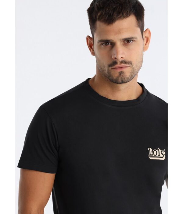 Camiseta de manga corta con dibujo en espalda LOIS. Codigo 143306. Modelo 158423498/498. Tallas S M L XL 3XL. - Imagen 2