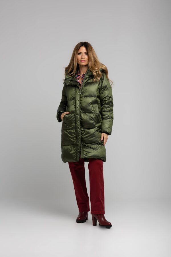 Abrigo acolchado con capucha desmontable ZIA by REVERmile. Modelo 60207 ARNO. Tallas rno. Tallas 38 - Imagen 4