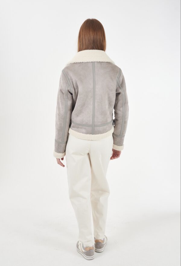 Chaqueta corta con borreguito YES ZEE. Modelo J023/KJ00/0809. Tallas S M L. - Imagen 6