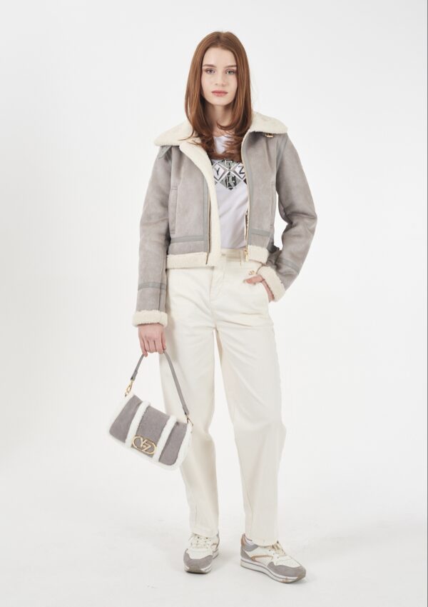 Chaqueta corta con borreguito YES ZEE. Modelo J023/KJ00/0809. Tallas S M L. - Imagen 5