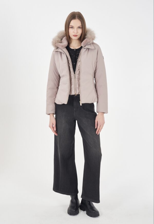 Chaqueta Softshell con efecto chaleco y capucha desmontable YES ZEE. Modelo J051/Q200/0801. Disponible en color negro. Tallas M L XL XXL. - Imagen 6