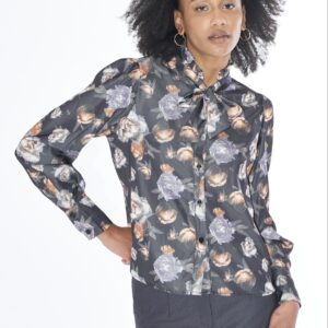 Camisa estampada YES ZEE. Modelo C004/V400/2801. Tallas S y M.