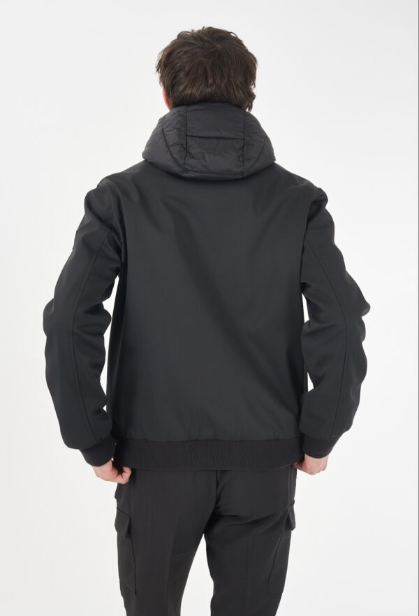 Cazadora acolchada con efecto chaleco y capucha desmontable. Modelo 0404/KB00/0801. Tallas M L XL XXL. - Imagen 5