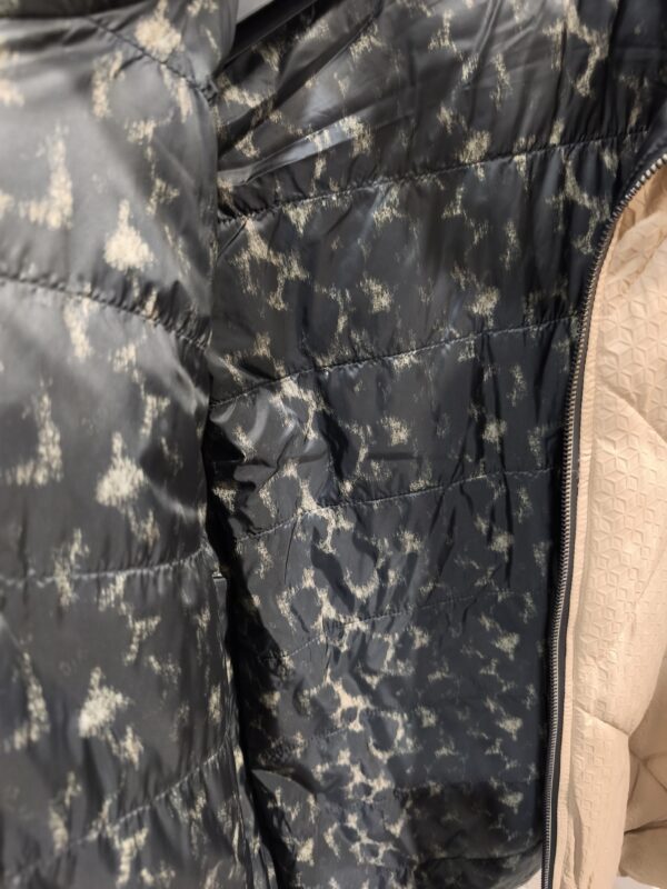 Parka acolchada reversible con capucha desmontable REVERmile. Modelo 60015 Kira. Tallas 42 44 46 48. - Imagen 2