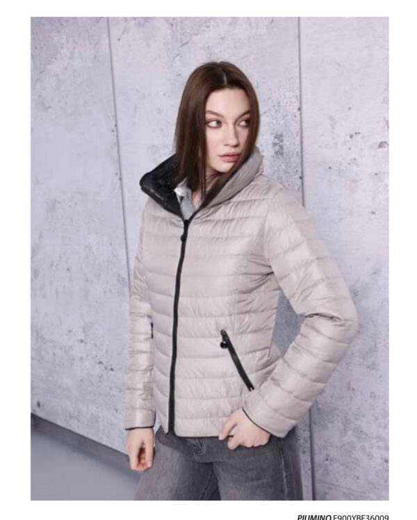 Cazadora reversible acolchada AKÈ. Modelo aF900YBF36009. Tallas S M L XL. - Imagen 2