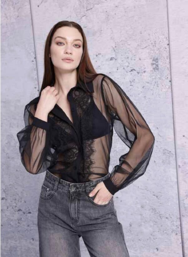 Camisa con transparencia ALÈ. Modelo F888YBF07377. Tallas 38 40 42 44. - Imagen 2