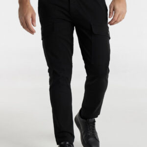 Pantalón cargo con bolsillos traseros con tapeta LOIS. Código 143182. Modelo 102363462/499. Tallas 28/36 30/38 32/40 33/42 34/44 36/46 38/48.