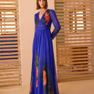 Vestido largo de fiesta CARLA RUIZ. Disponible en color AZULON. Modelo 52701. Tallas 44 y 46.