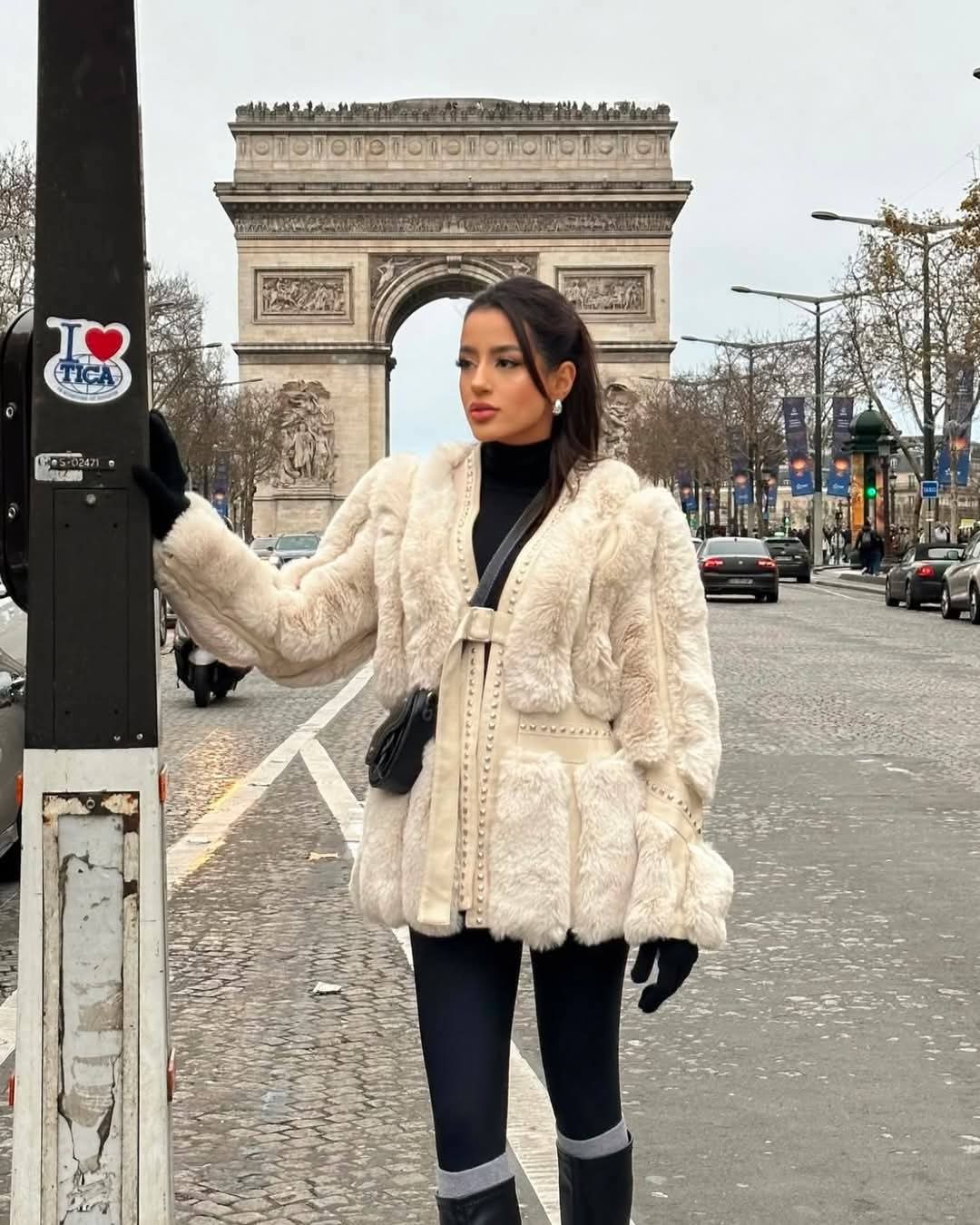 Chaqueta ecopiel de pelo AKÈ. Talla S/M