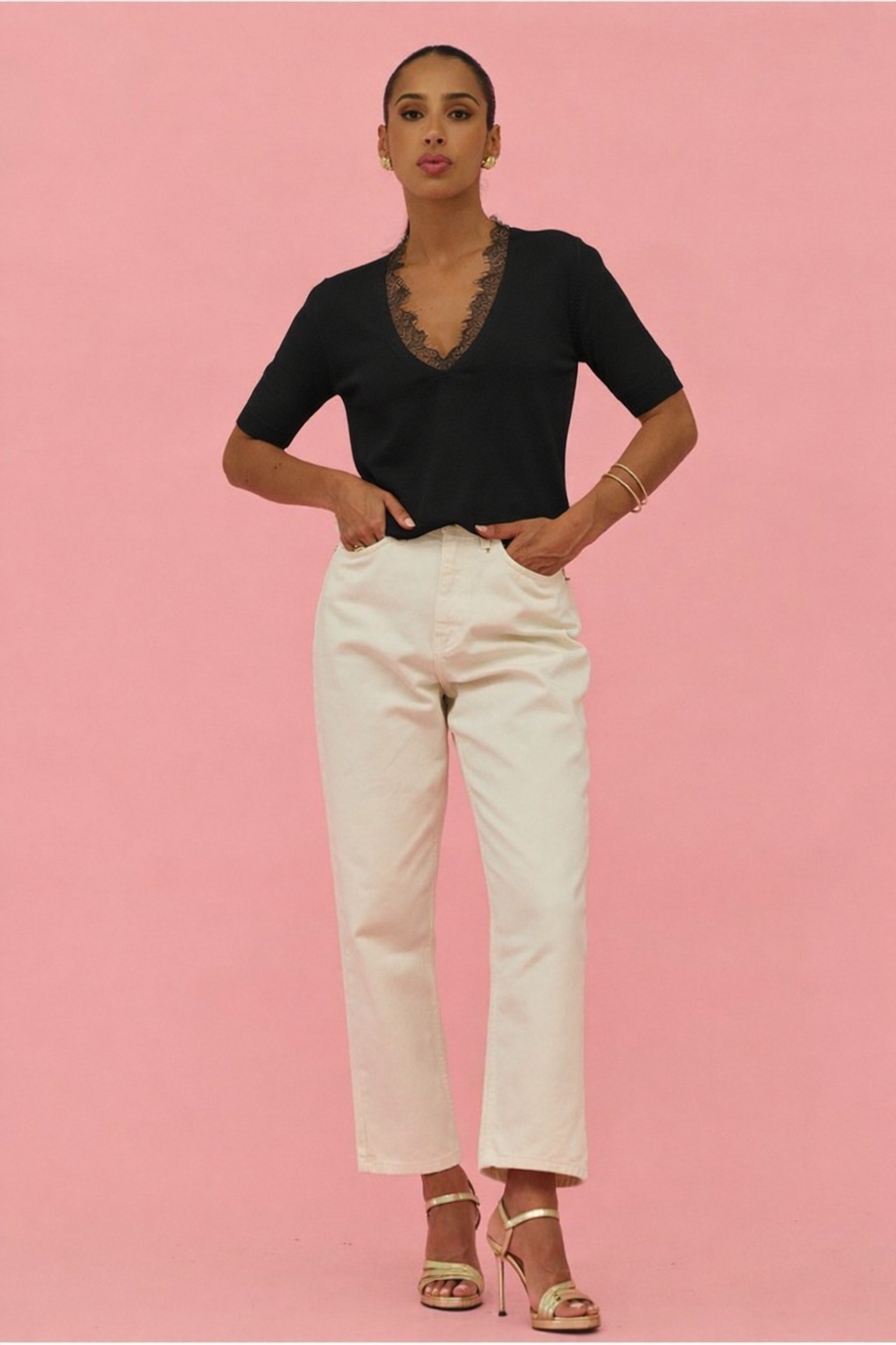 Suéter de punto fino con encaje SCRIPTA. Modelo 260235. Tallas en blanco S M y L. Tallas en negro M L XL. - Imagen 2