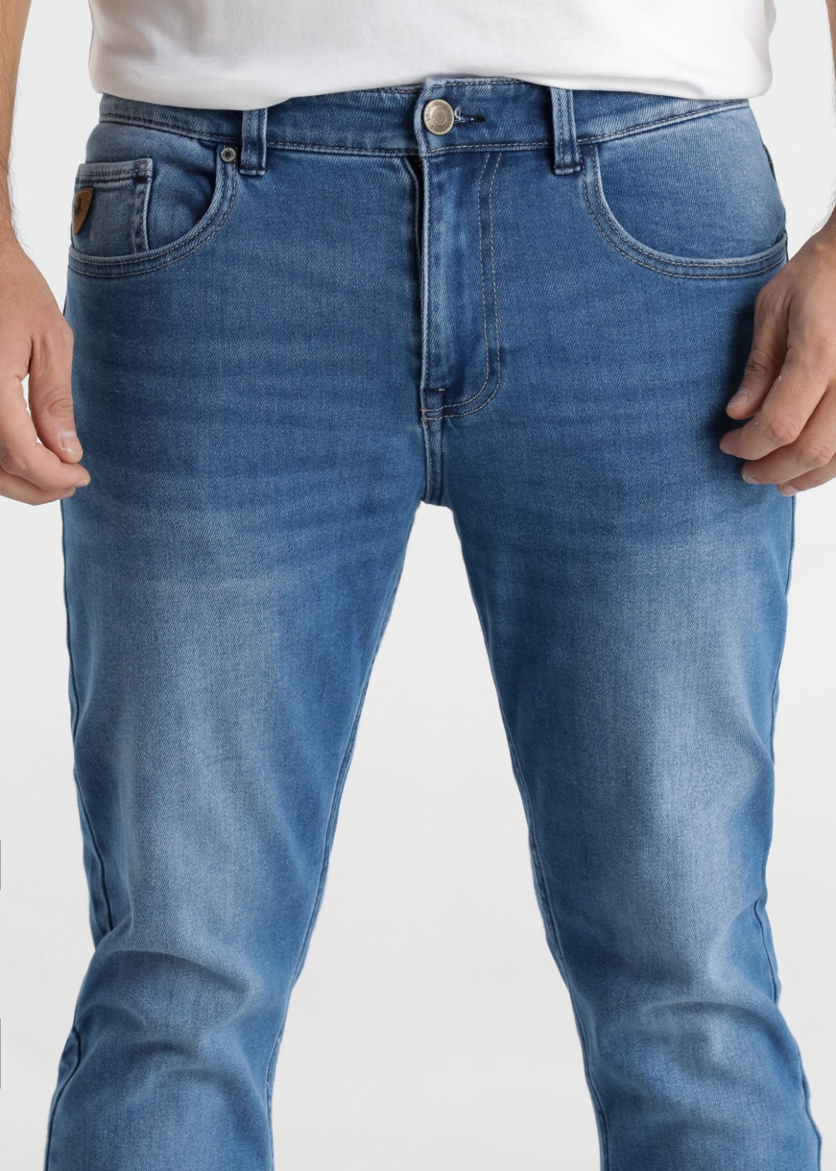 Vaqueros Tapered Fit tiro medio. Código 143171. Modelon101963618/938. Tallas 38 40 42 44 46 48. - Imagen 3