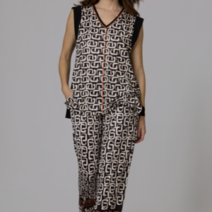 Conjunto de blusa y pantalón REVERmile. Modelo 60635-60636 BAMBU. Tallas 42 44 46 y 48.