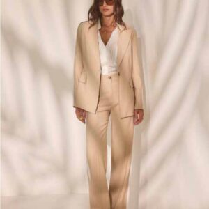 Traje de chaqueta AKÈ. Modelo F299XBFGIK07/F299XBFPAK07. Tallas 38 40 y 42.
