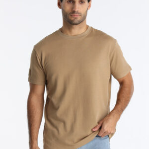 Camiseta Con Textura Jacquard Y Bordado 3D En Marrón LOIS. Código 145209. Referencia 158523556/484. Tallas M L XL XXL 3XL.