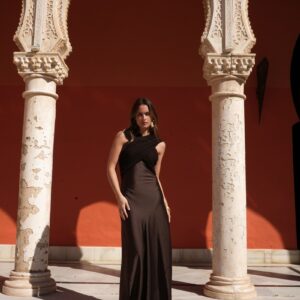 Vestido largo marrón CAYRO. Modelo  Judith. Tallas M L XL.