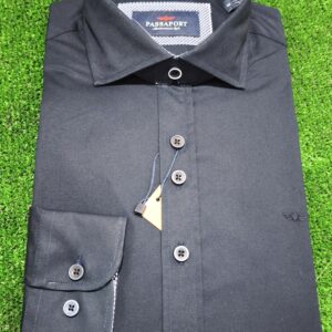 Camisa lisa azul marino con detalles en cuello y puños PASSAPORT. Modelo TAMESIS. Tallas 3/M 4/L 5/XL 6/XXL 7/3XL 8/4XL.