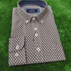 Camisa de manga larga con bolsillo y botón en cuello de algodón PASSAPORT. Modelo GIOTTO. Tallas 3/M 4/L 5/XL 6/XXL.