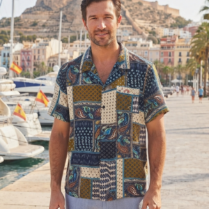 Camisa estampada de manga corta DARK&FISH. Modelo 30339. Tallas M L 3XL.