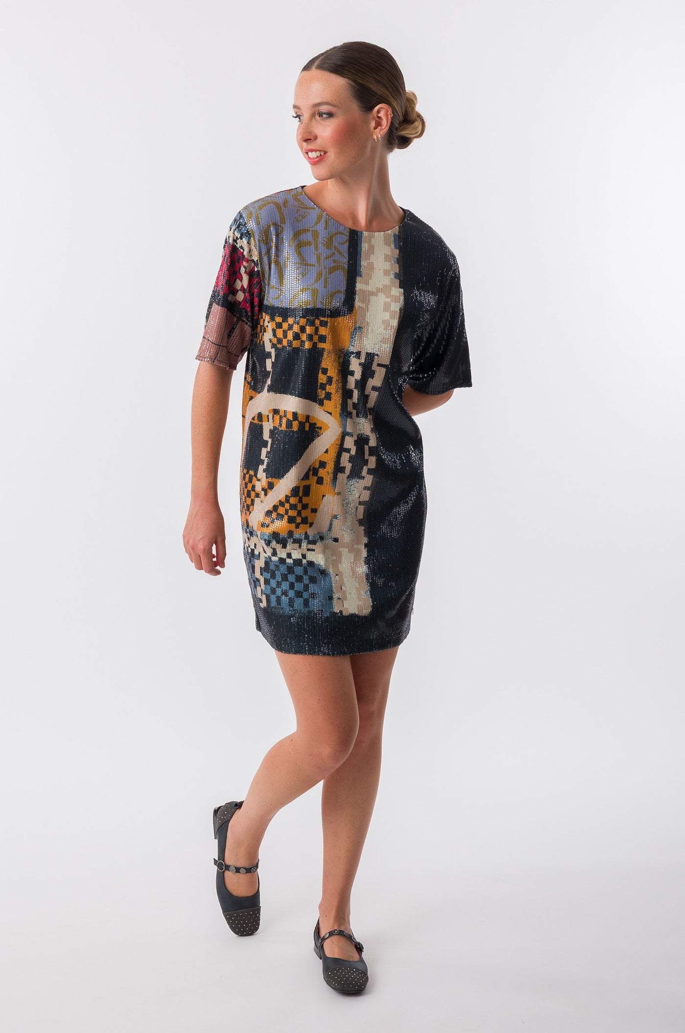 Vestido estampado de lentejuelas ANEKKE. Modelo 43278-201. Tallas S/M y L/XL. - Imagen 7