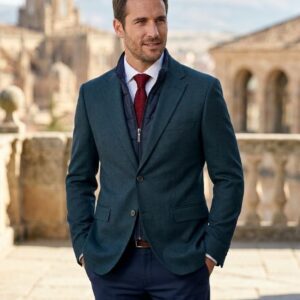 Americana con pecherin desmontable azul marino ALEXANDER & CO.. Modelo MONTE 341 COLOR 02. Tallas 50 52 54 56 58 60