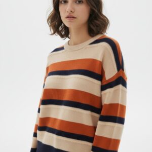 Suéter de punto con cortes WNTCollection. Modelo 226067. Tallas S M y L.